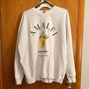 wild fable Amalfi White Crewneck Sweatshirt with Yellow Lemon Graphic